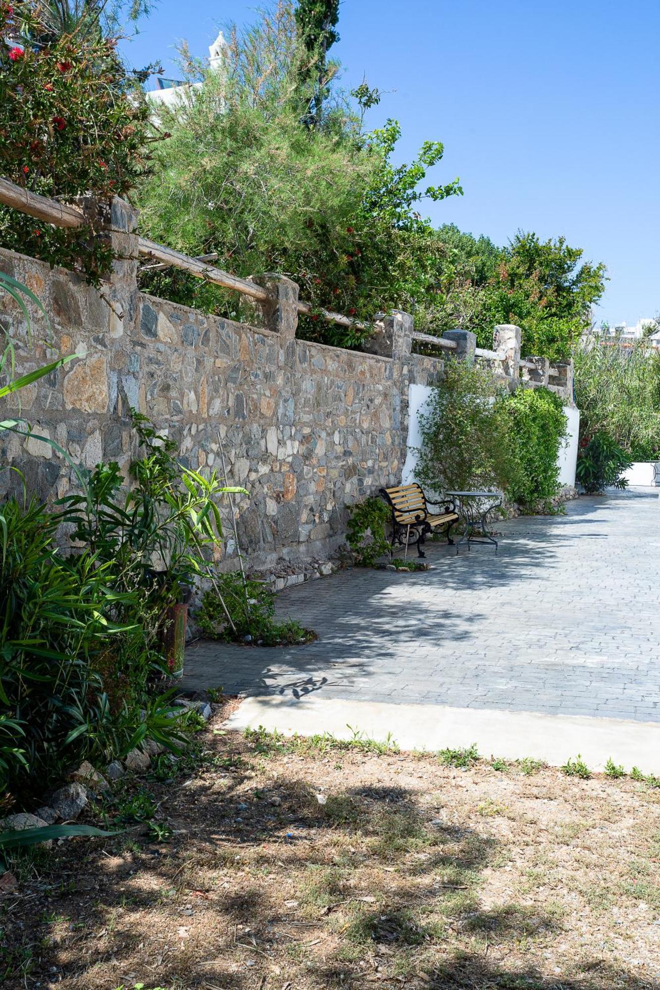 Almiriki Serifos Livadakia 外观 照片